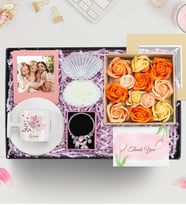 Kişiye Özel İnstagram Çerçeve & T Fincan & Charm Bileklik & Turuncu Dekoratif Kutu  & İstiridye Mum Hediye Seti