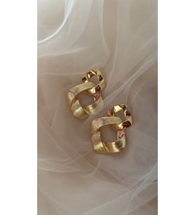 14 K kararmaz küpe