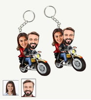 Kişiye Özel Motorcu Çift Tasarımlı Karikatür 2 Adet Anahtarlık 21