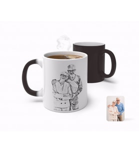 BK Gift Kişiye Özel Tam Boy Karakalem Büyükanne ve Büyükbaba Karikatürlü Sihirli Kupa Bardak-1 (Beyaz)