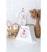 Pia Baby Premium  %100 Pamuk İsme Özel Kız Bebek Battaniye Tulum Hastane Çıkışı Hediye Seti 5061-05 (Ekru)