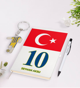 BK Gift Kişiye Özel Sarı-Lacivert Tasarımlı İsimli Defter kalem ve Formalı Metal Anahtarlık Model 2