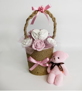 Sepette Pembe Güller  Ve Melek Kokulu Taş Hediyelik-Peluş Ayıcık Anahtarlık Seti (A.Pembe)