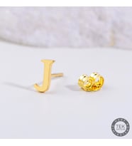 14 Ayar Altın J Harf Küpe 0,37 gr
