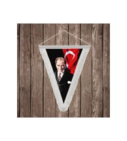 Atatürk ve Atatürk İmzalı Türk Bayrağı Beyaz Saçaklı Üçgen Flama Bayrak Hatıra Flama ATA51