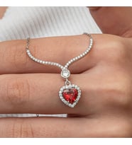 Kristal Zirkon Taşlı Kalp 925 Ayar Gümüş Kadın Kolye
