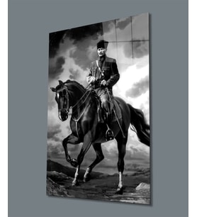 Atatürk At Üzerinde Dikey Cam Tablo Hediyelik Büyük Tablo Ev Ofis Dekoru