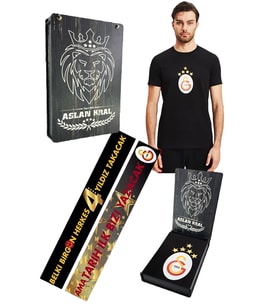 Galatasaray Orijinal Lisanslı 5 Yıldızlı Arma Siyah T-shirt Lazer Ahşap Kutulu
