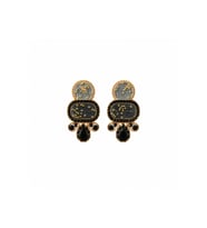 Kadın Siyah Taşlı Gold Detaylı Vintage Desenli Küpe  Şık Büyük Tasarım Statement Küpe