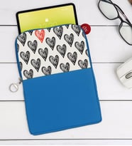 BK Gift Kalpler Tasarımlı Taşınabilir Koruyucu Tablet Kılıfı & Organizer Çanta - Mavi-1