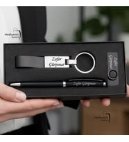 Hemen Kargo Kişiye Özel Kutulu Metal İmza Kalemi 32 GB Usb Bellek Anahtarlık Kadın - Erkek  Hediye Seti