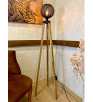 MenalART Doğal Ağaç Tripod Lambader Siyah İnci Serisi Ahşap Köşe Aydınlatma