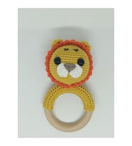 Yenidoğan Aslan Çıngırak Amigurumi Örgü Diş Kaşıyıcı Ham Ahşap Organik Oyuncak Karışık renkli