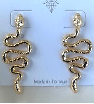 Leylan Takı Kadın Yılan Motifli Gold Renk Küpe