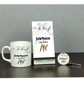 Şehir Plancısı Üçlü Set (Kupa + Telefon Standı + Anahtarlık)