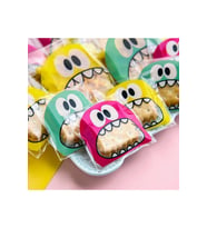 100 Adet Karışık Canavar Baskılı Bantlı Jelatin -  Hediye Paketi 10x15cm (Pembe)