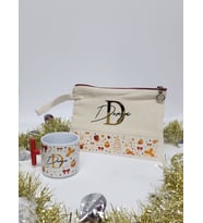 İsme Özel Kişiye Özel Gold Detaylı Yılbaşı T Kupa Bardak Latte Fincanı Clutch Çanta Hediye Seti