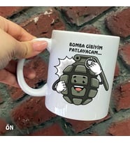 Size Özel Bugün Bomba Gibiyim Seramik Baskılı Kupa Bardaklar