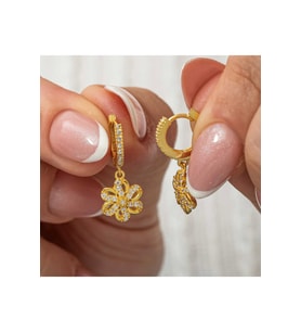 ?Gümüş Sallantılı Gold Çiçek Kadın Küpe CSR2185700