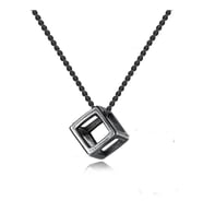 Omark Cotton Black Cube Kolye