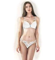 Le jardin Kadın 5055-B Destekli Dolgulu Dantelli İpli Sütyen Takımı (Ekru)