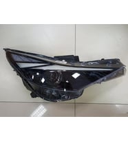 Hyundai Elantra 2021-2023 Far Lambası Ön Far Sağ