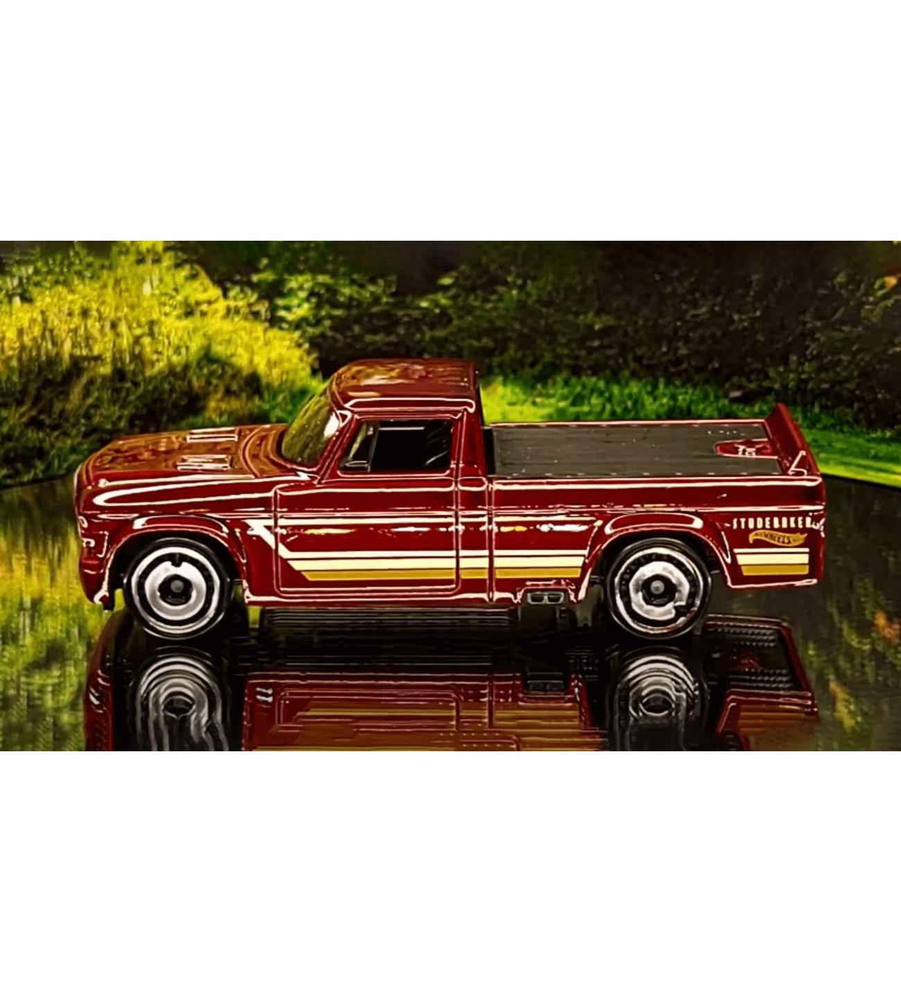 Hot Wheels '63 Studebaker Champ Kids Diecast Model Car HTC35