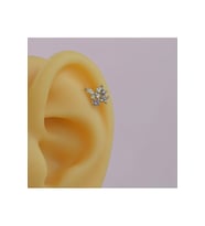 Mini Çiçekli ve Kelebekli Tragus Helix Piercing Kıkırdak Silver Renk HA (Çok Renkli)