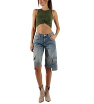 Denim Cep Detaylı Mavi Midi Şort 