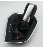 Renault Clio 5 Otomatik Vites Topuzu Ve Vites Körüğü (2019-2023)