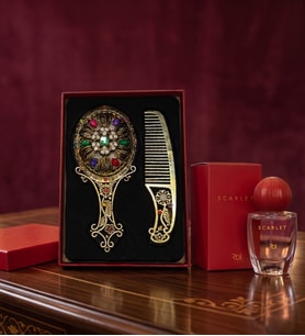 Klasik Güzellik Hediye Kutusu (Rebul Scarlet EDP 50 ml & Vintage Ayna Tarak Seti)