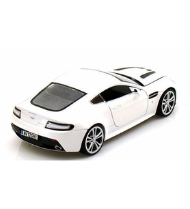 MotorMax Aston Martin V12 Vantage Beyaz 1/24 Model Araba