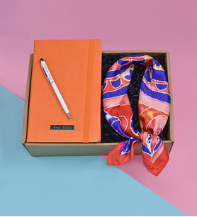 Kişiye Özel Turuncu Termo Defter& Beyaz Touch Pen& Mor ve Turuncu Detay Renkli Fular Hediye Seti
