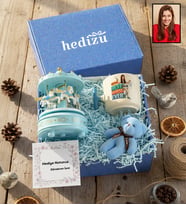 Kişiye Özel Karikatürlü Hemşire Best Nurse Ever Hediye Kutusu - Kişiye Özel T Kupa, Atlı Karınca Müzik Kutusu, Peluş Anahtarlık Tıp Bayramı Hediyesi