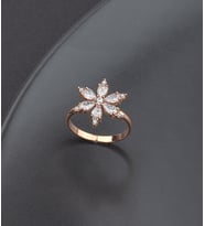 925 Ayar Gümüş Lotus Çiçeği Yüzüğü (Beyaz Taşlı) (Beyaz)