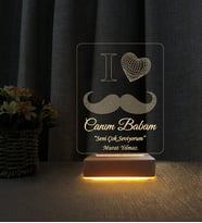 Babalar Günü Hediyesi İsimli Masa Lambası USB (Sarı)
