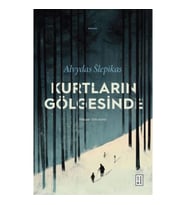 Kurtların Gölgesinde