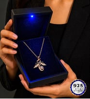 925 Ayar Gümüş Sevgi Meleği Kolye 100 Dilde Seni Seviyorum Rose Kaplama Zirkon Taşlı Kadın Kolye