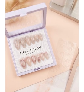 Louésse Nude Metal Lace Takma Tırnak 12’li Nude Metal Çizgili Minimal Elegant Nail