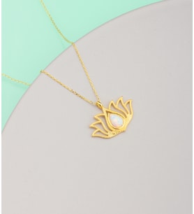 925 Ayar Gümüş Opal Taşlı Lotus Çiçeği Kolye