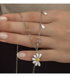 Rodyum Papatya Seviyor Sevmiyor 925 Gümüş Ayar Kadın Kolye