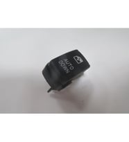 HYUNDAI GETZ- 03/05; ÖN SOL KAPI CAM AÇMA DÜĞMESİ BUTONU SOL 617-1956