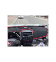 2013+ Modellerine Uygun Fiat Doblo Torpido Koruma Halısı Kenar Renk Kırmızı