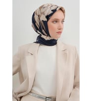 Armine Saf İpek Sura Eşarp-2026 İlkbahar-Yaz- 950900D (Lacivert Çok Renkli)