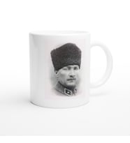 Atatürk Baskılı Beyaz Seramik Kupa (Siyah - Beyaz)