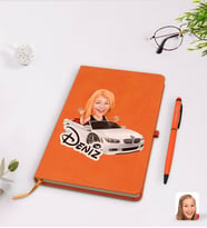 BK Gift Kişiye Özel Kadın Patron Karikatürlü Turuncu Termo Deri Defter Kalem Seti Model 3