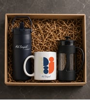 Kişiye Özel Pipetli ve Kulplu Paslanmaz Çelik Termos (480 mL) Mug & Üç Renk Tasarımlı Kupa & French Press Hediye Seti