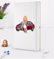 BK Gift Kişiye Özel Plakalı Kadın Fiat Albea Karikatürlü Beyaz Termo Deri Defter 16x24cm Model 1
