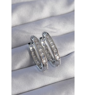 Pirinç Gümüş Renk Zirkon Taşlı Oval Model Küpe - TJ-BKP9078