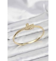Pirinç Gold Renk Zirkon Taşlı Kuğu Model Kadın Kelepçe Bileklik 5886 - HPSBYI2875-9984